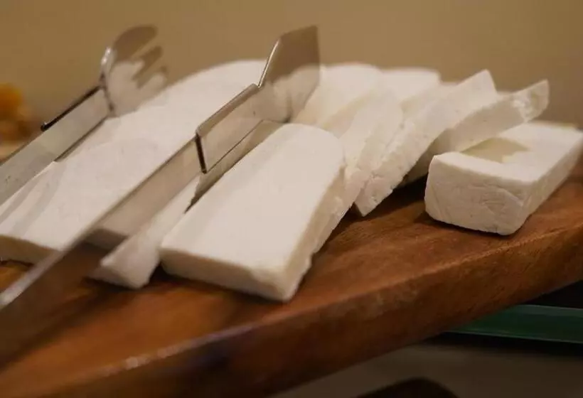 هتل Destination Heritage Peshawar