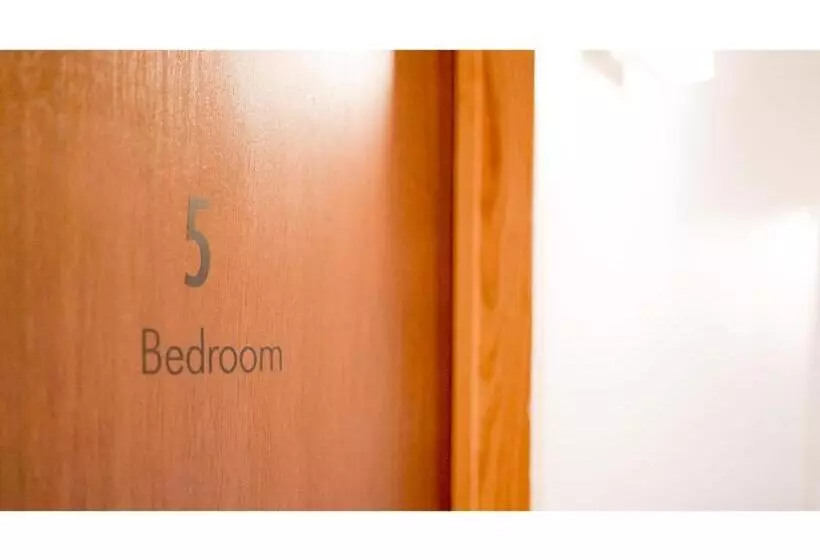 ホテル Fan! Aburatsu Sports Bar & Hostel  Vacation Stay 78451v