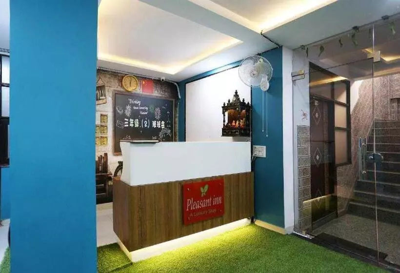 Hotelli Flagship Hotal Pleasant Inn Near Jahangirpuri Metro Station