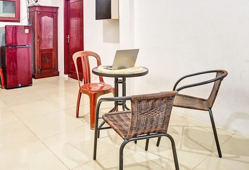 Hotell Oyo 92034 Jay Homestay Syariah