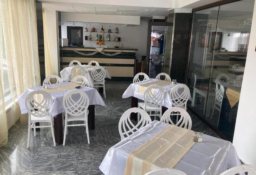 בית מלון כפרי Rudo