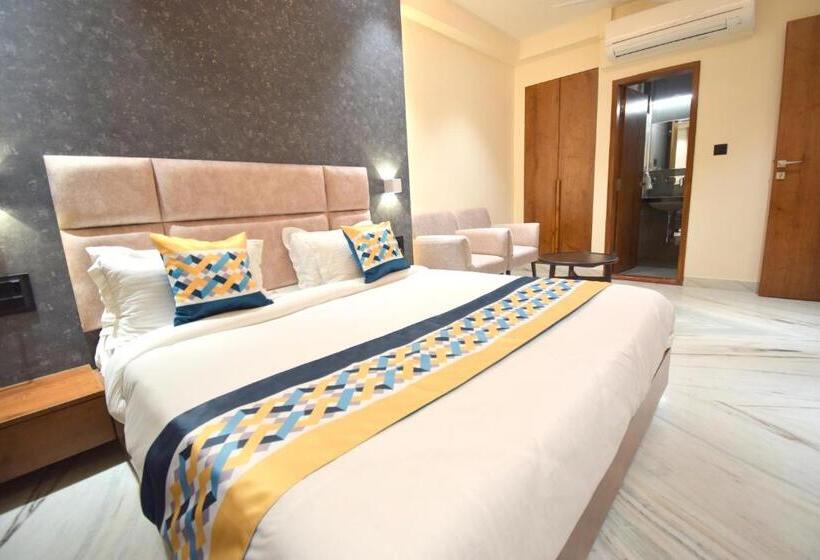 The Sky Imperial Hotel Sugam 10 Meters From Shrinathji Temple