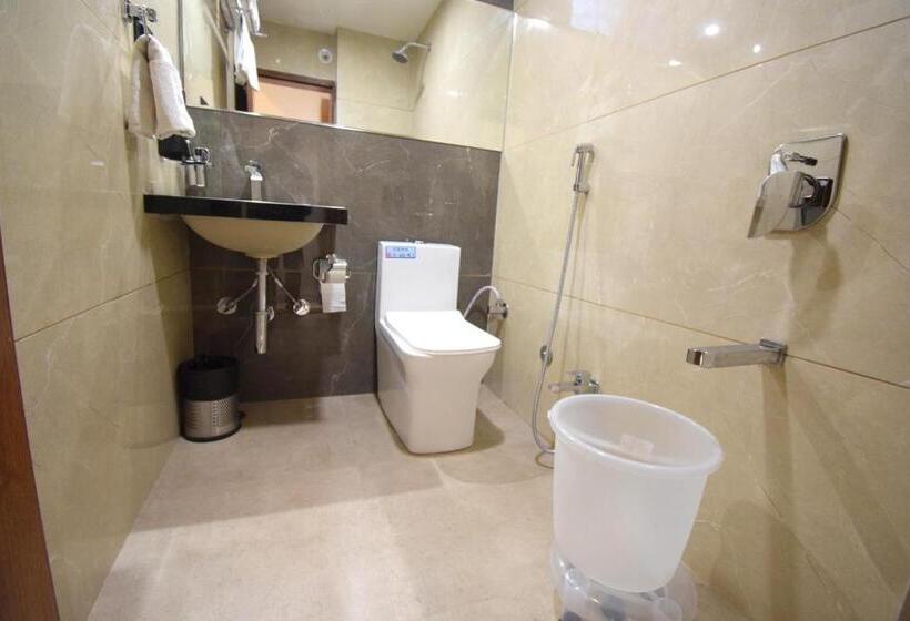 The Sky Imperial Hotel Sugam 10 Meters From Shrinathji Temple