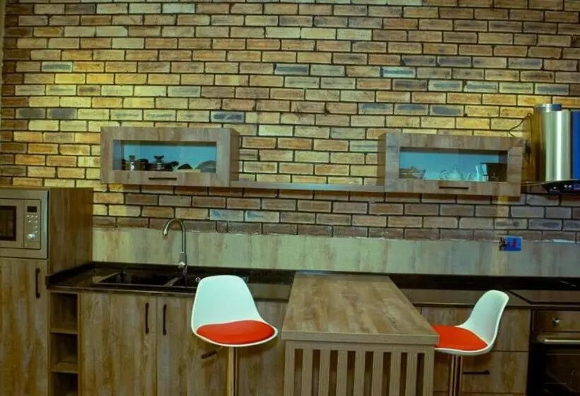 هتل Tn Max Luxury Home