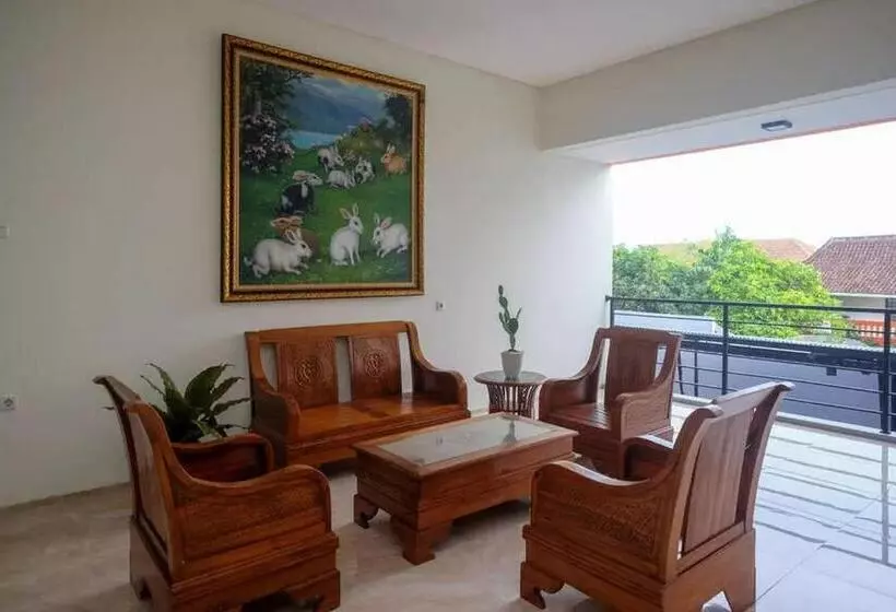 ホテル Urbanview Sumampir Anugrah Purwokerto By Reddoorz