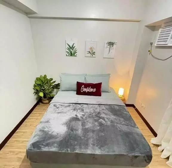 La Familia Condotel