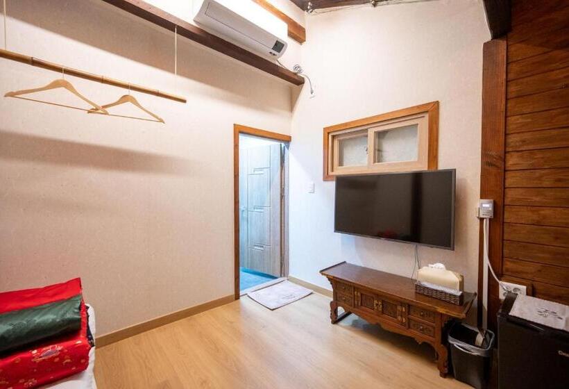 פנסיון Hanok1942