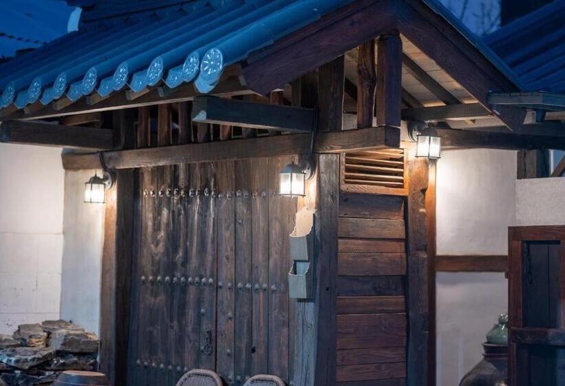 פנסיון Hanok1942