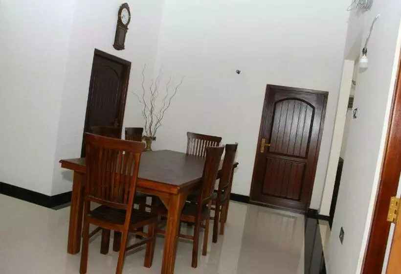 Majatalo Lb Guest House