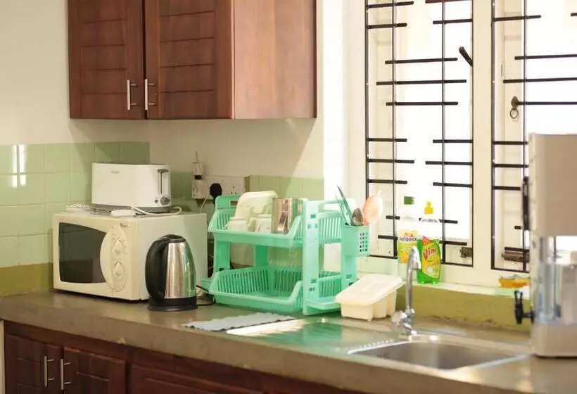 Rhome Home