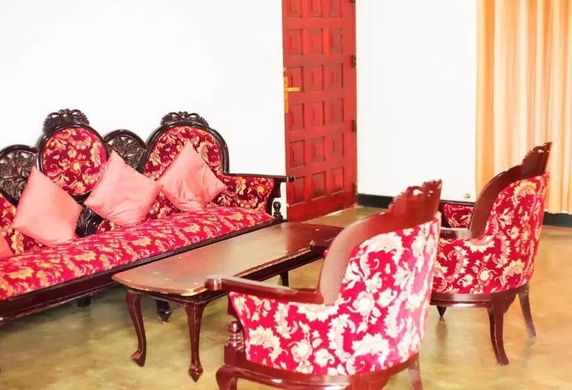 Rhome Home