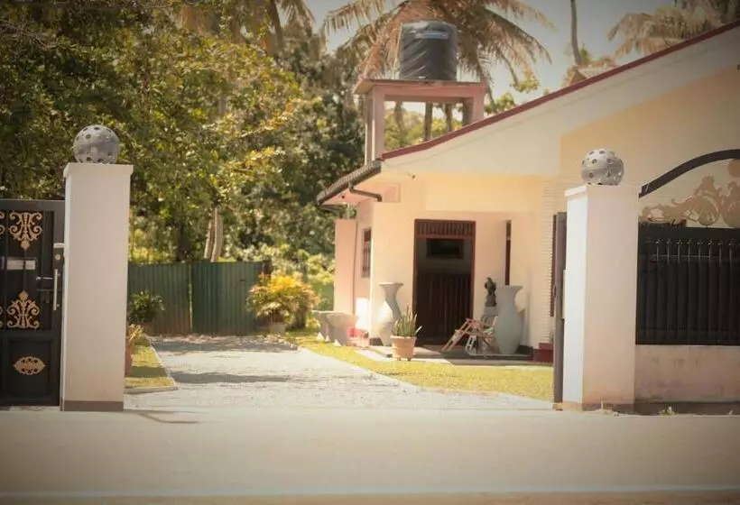 Rhome Home