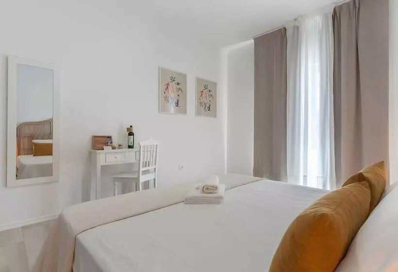 ベッドアンドブレックファースト Galagana Charm House