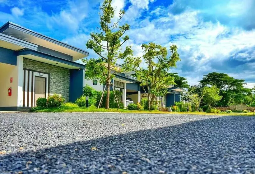 Hotelli Blue Moon Boutique Resort