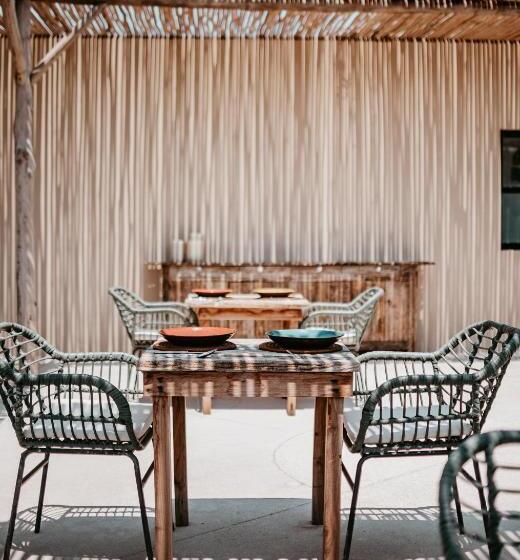 Otel Dos Mares Barefoot