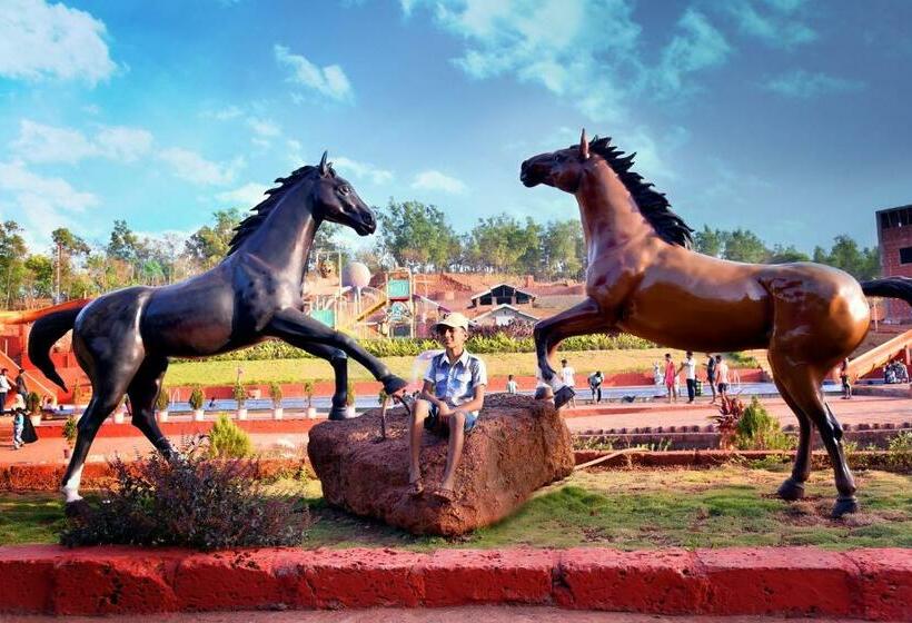 ホテル Maratha Darbar Water Park & Resort