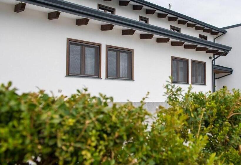 هتل Parva Vinea Agriturismo