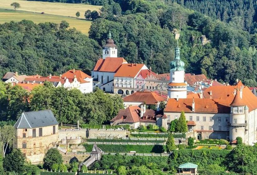 호텔 Vlaštovčí Dům