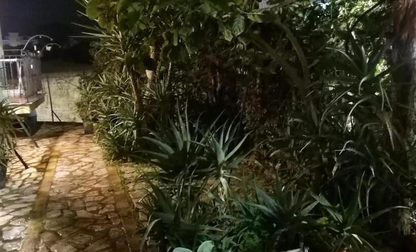 פנסיון B&b Aquila