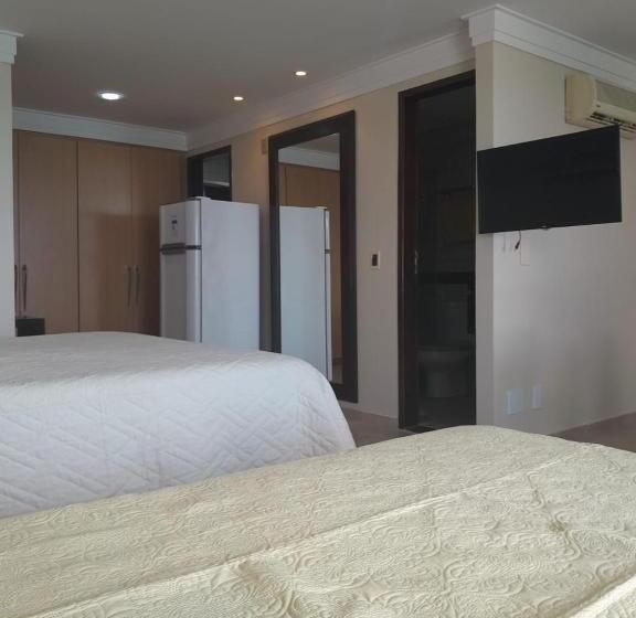 Quarto Em Condomínio Beira Mar