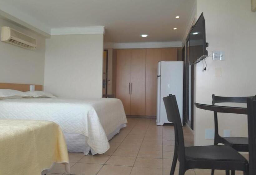 Quarto Em Condomínio Beira Mar