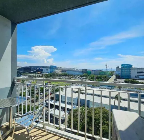 Shell Residences Front Of Sm Mall Of Asia 1150