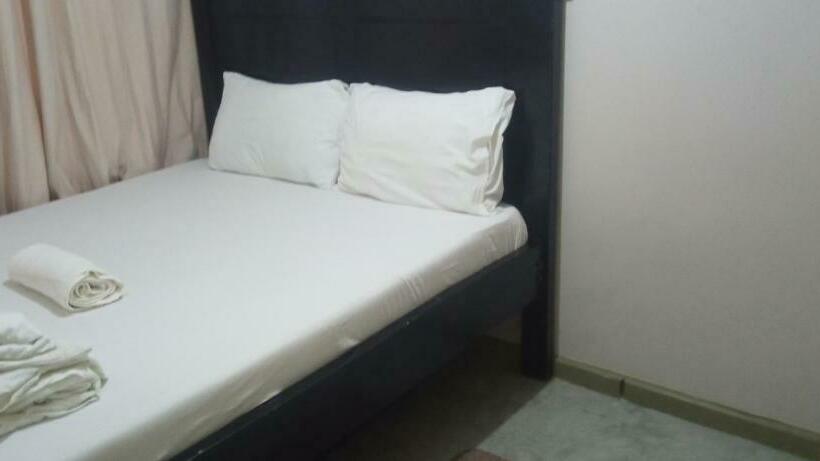 ベッドアンドブレックファースト Stemasky