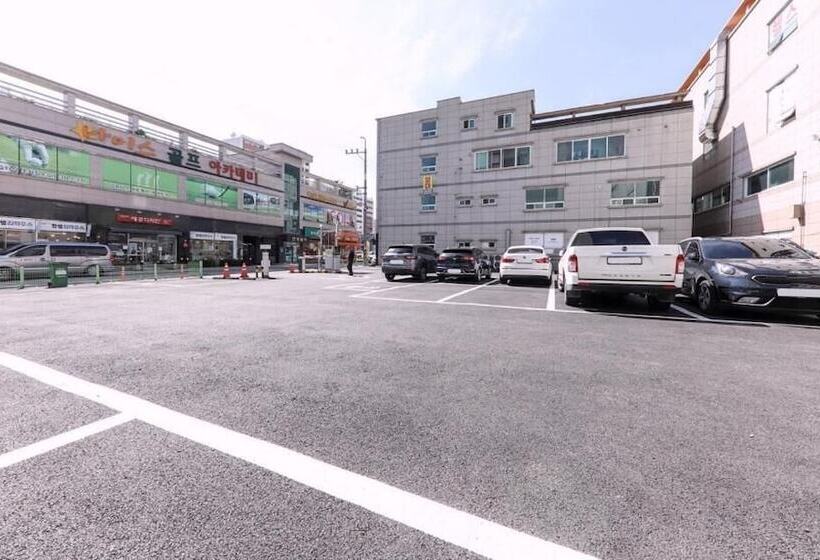 Brown Dot Hotel Yangsan Seochang