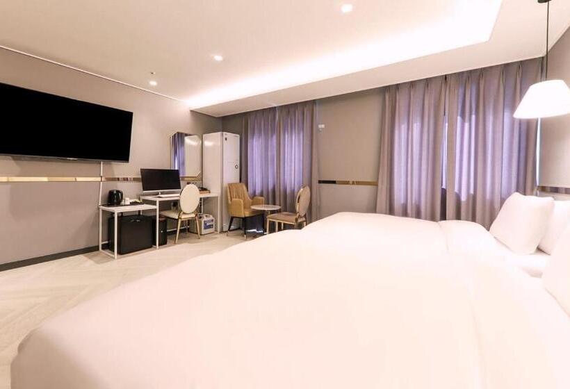 Brown Dot Hotel Yangsan Seochang