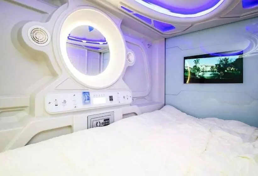 هتل کپسول Capsule Hostel
