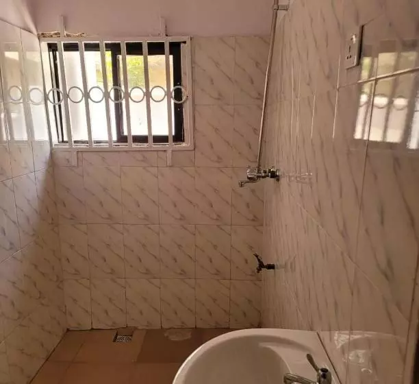 هتل Eko Akete Guest House