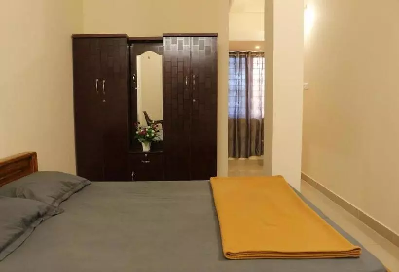ホテル Happy Holiday Inn Service Apartment