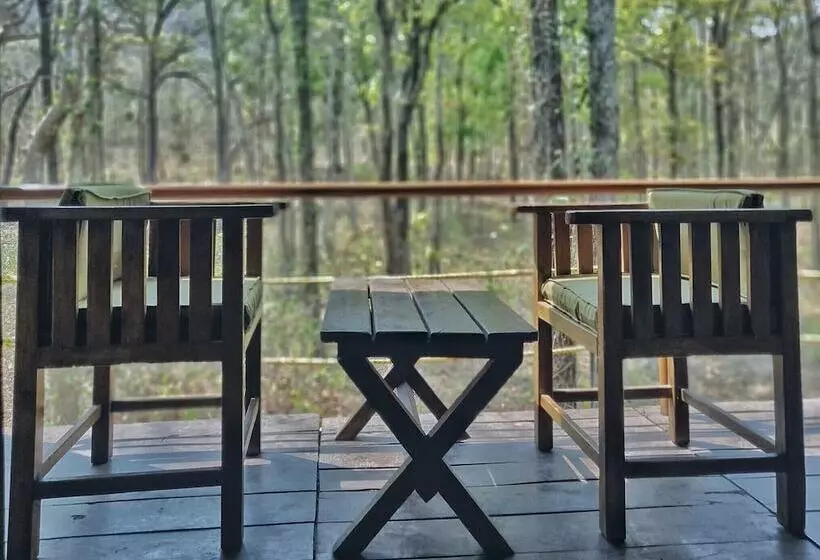ホテル Muba Jungle Camp