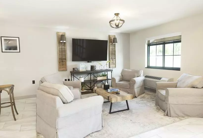 Hotelli The Farmstead