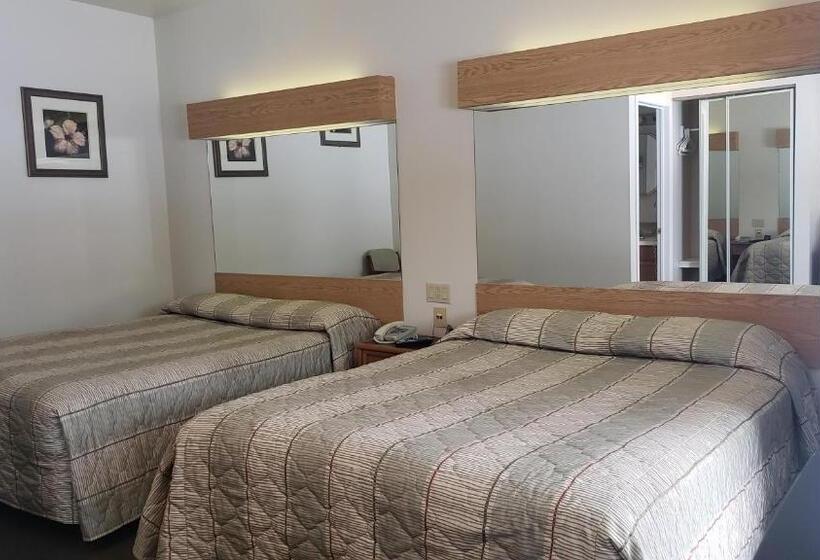 Motel Calabogie Motor Inn