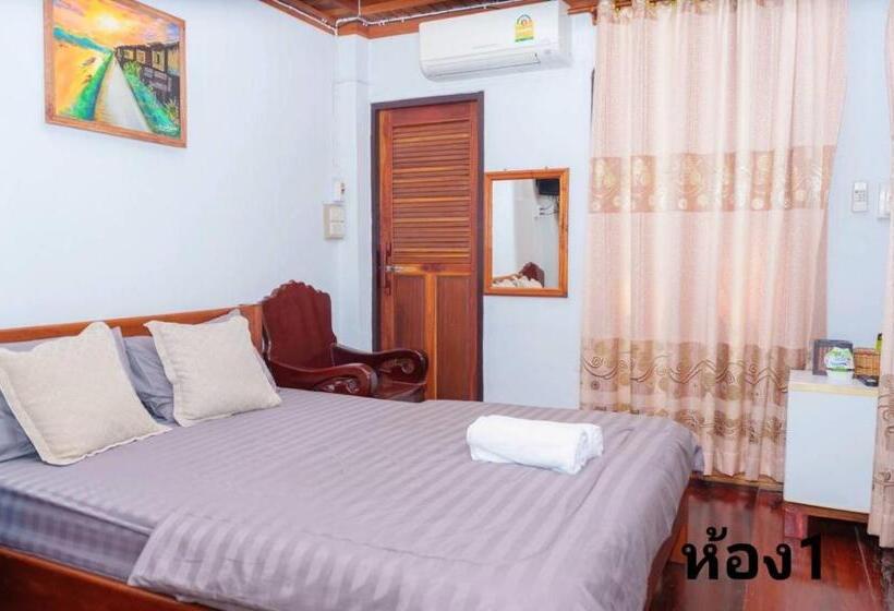 Pensionat สุขนิรันดร์​ริมโขง