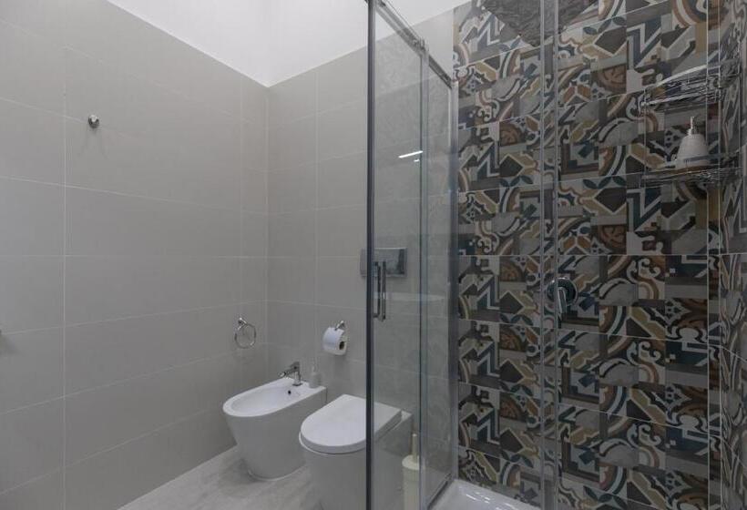 پانسیون My Brilliant Home With Jacuzzi 2 Steps From St Toledo