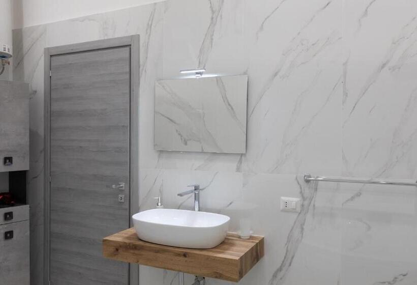 پانسیون My Brilliant Home With Jacuzzi 2 Steps From St Toledo