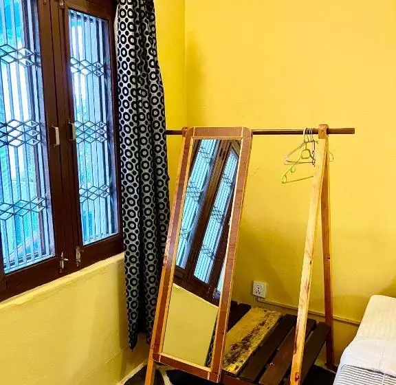 پانسیون Paris Guest House