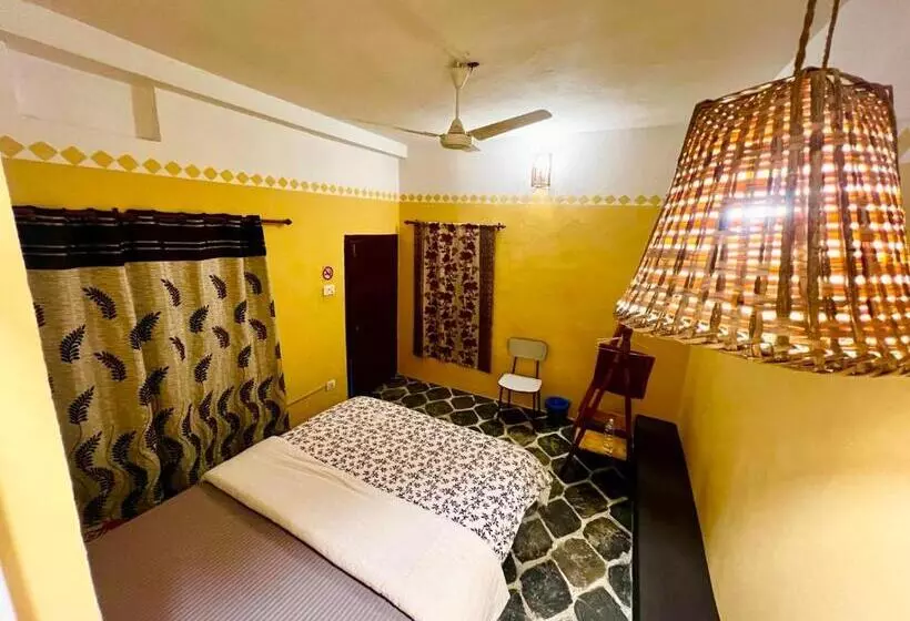 پانسیون Paris Guest House