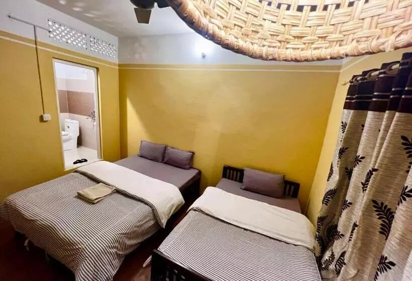 پانسیون Paris Guest House