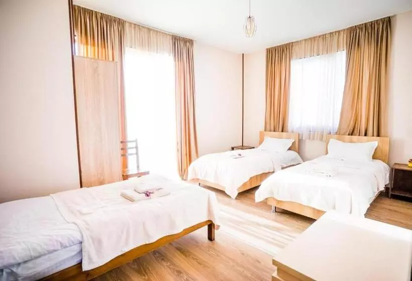 پانسیون Sunny Hill