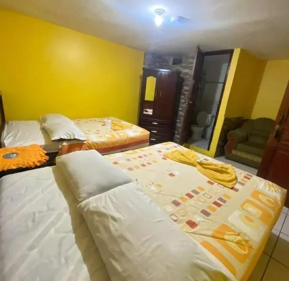 هاستل Hostal Maria Mercedes