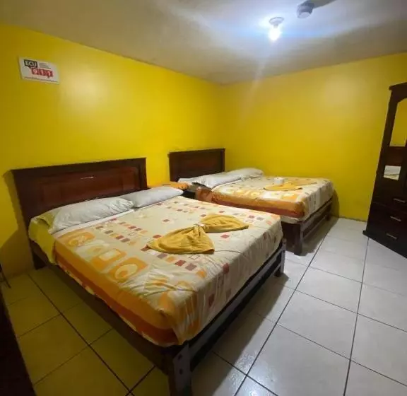 هاستل Hostal Maria Mercedes