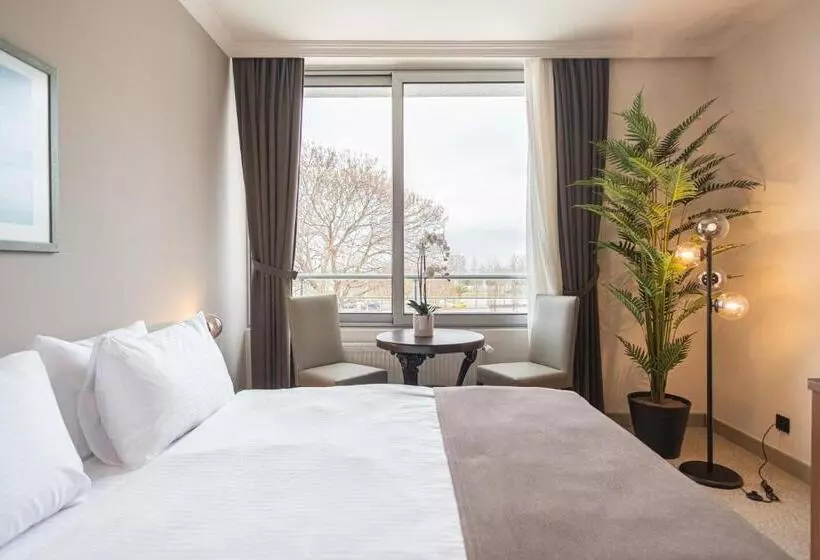 ホテル Destiny Marine