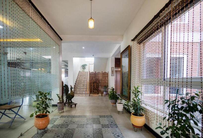 ホテル Innbox Farmstay Rajpura Punjab