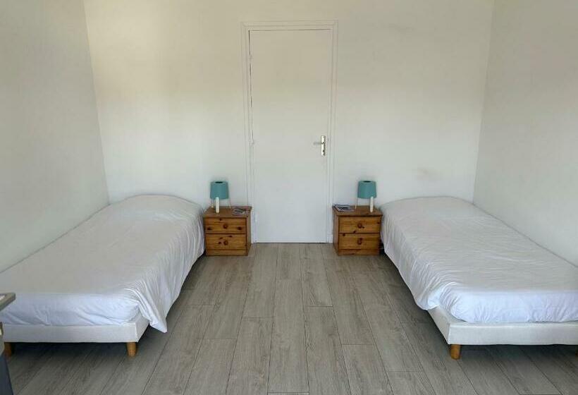 Отель Les Chambres Du Bistro Du Canal