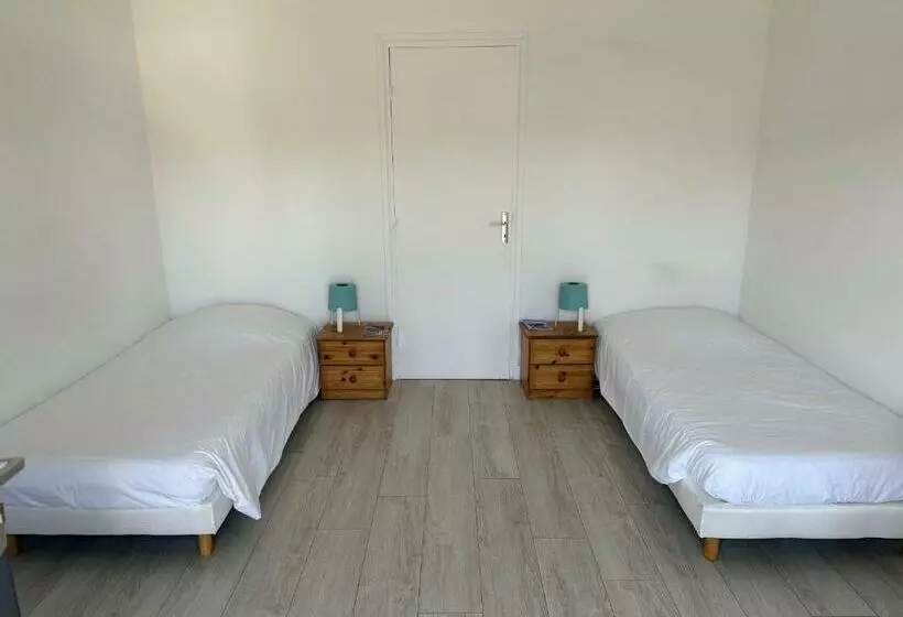 Hotelli Les Chambres Du Bistro Du Canal