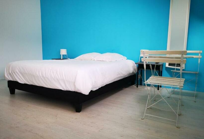 Отель Les Chambres Du Bistro Du Canal