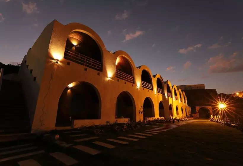 هتل Noprea Boutique